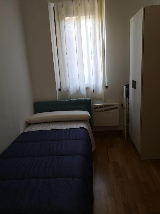 Apartament De La Lali Roní Dış mekan fotoğraf